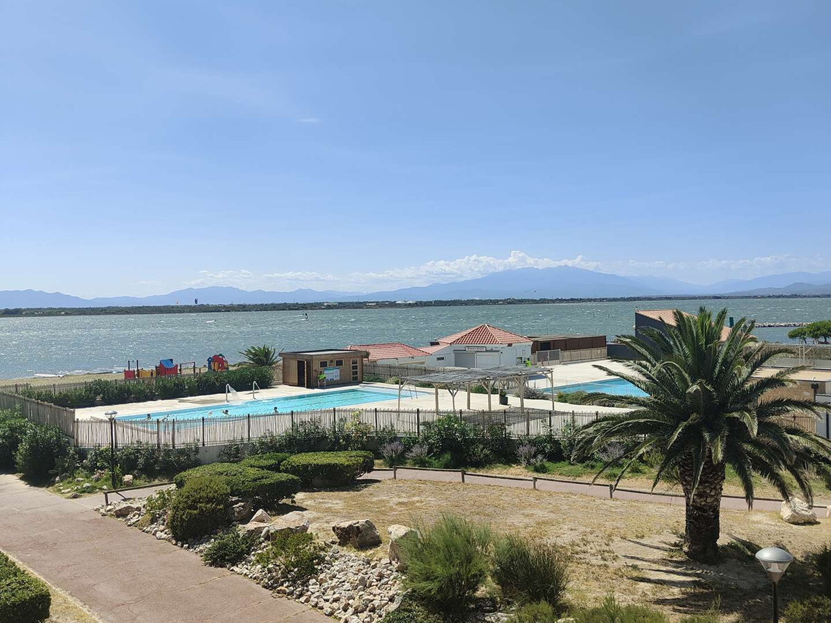 T3 balcon vue port, piscine 25m et sports - Photo 8