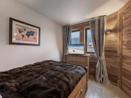 Appartement familial skis aux pieds avec Wifi à Courchevel : photo 10