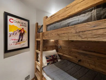 Appartement familial skis aux pieds avec Wifi à Courchevel : photo 12