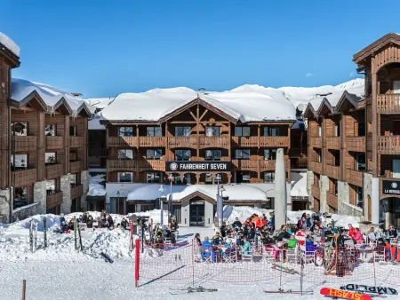 Appartement familial skis aux pieds avec Wifi à Courchevel : photo 14