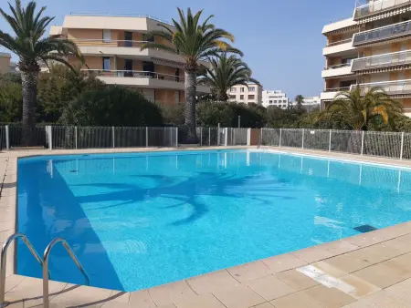 Location appartement à Fréjus, Studio 2 personnes avec piscine à Fréjus