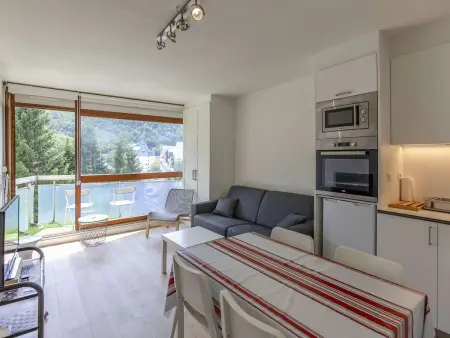 Studio cabine 6 pers à Gourette, balcon Sud et cave à skis