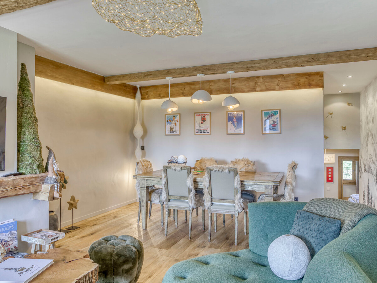 Appartement duplex 2 chambres, cheminée, 400m des pistes à Megève - Photo 2