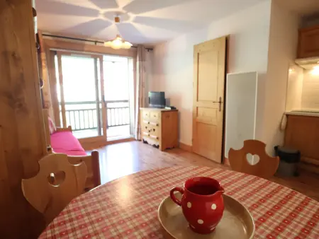 Appartement cosy T3 proche village et pistes pour 4 pers, équipé, casier à skis, ascenseur : photo 13