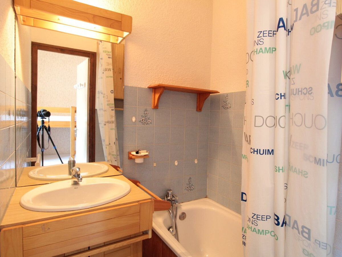 Studio 4 pers. au pied des pistes aux Carroz avec balcon - Photo 7