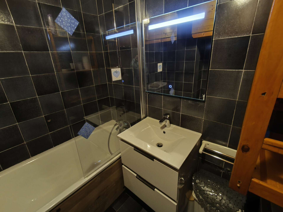Studio 24 m² Front de Neige, accès direct pistes aux Carroz - Photo 6