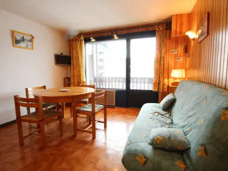 Location appartement à Les Carroz d'Arâches, Appartement cosy 6 pers, balcon plein sud - à 550m du centre et à 1000m des pistes