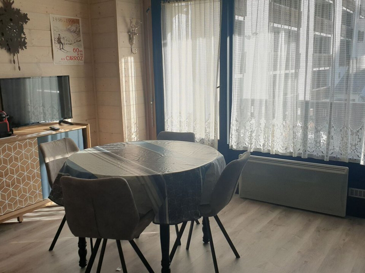 Studio 4 pers. balcon sud aux Carroz, 550 m du centre - Photo 1