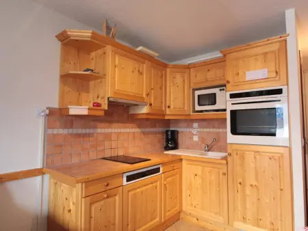 Appartement 6 pers, balcon sud-ouest, centre Les Carroz : photo 3
