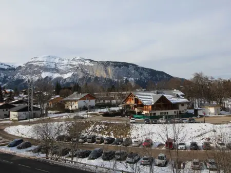 Appartement 6 pers, balcon sud-ouest, centre Les Carroz : photo 8