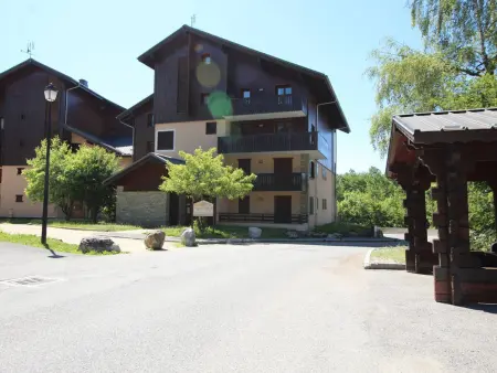 Appartement 6 pers, balcon sud-ouest, centre Les Carroz : photo 9
