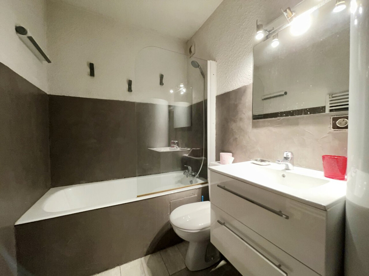 Studio 4 pers. aux Carroz, balcon sud-ouest, face au Figaro - Photo 4