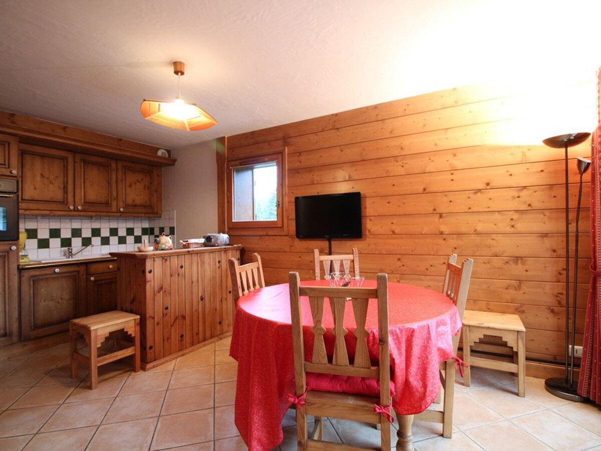 Appartement 3 pièces cabine, balcon sud aux Carroz - Photo 2