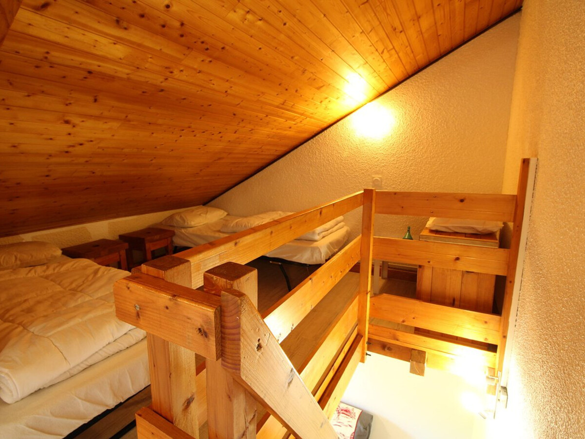 Studio duplex rénové 4 pers, garage, pistes à 850m - Photo 4