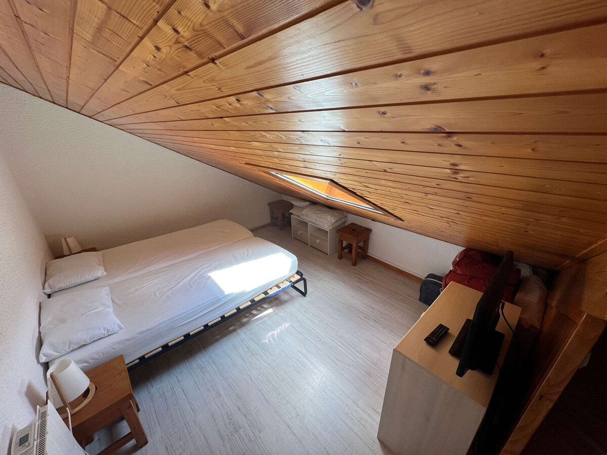 Studio duplex rénové 4 pers, garage, pistes à 850m - Photo 6