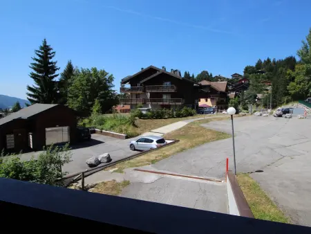 Appartement 4 pers aux Carroz, pied des pistes + parking : photo 8