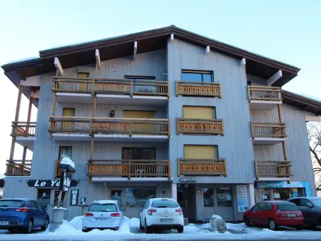 2 pièces face aux pistes aux Carroz, balcon sud-est, casier à skis : photo 9