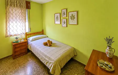 Grand appartement 4 chambres à Torremolinos, piscine commune : photo 13