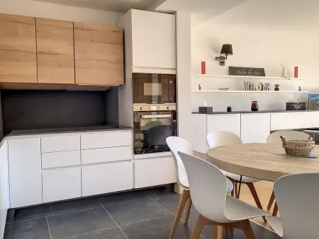 Location appartement à Montvalezan La Rosière, Appartement Alpin Chaleureux avec Sauna et Parking à La Rosière