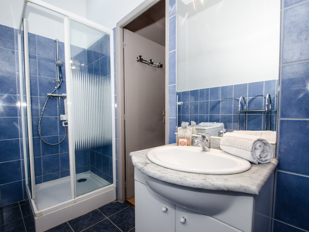 Duplex 80m² 3 chambres à 300m des pistes - Photo 10