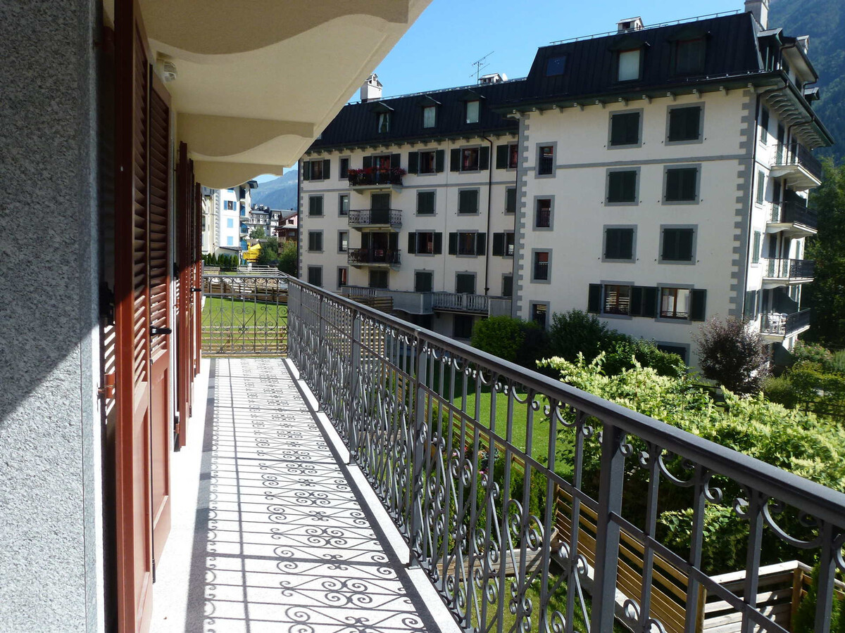 Appartement 64m² Chamonix, balcon Mont-Blanc, parking - Photo 13