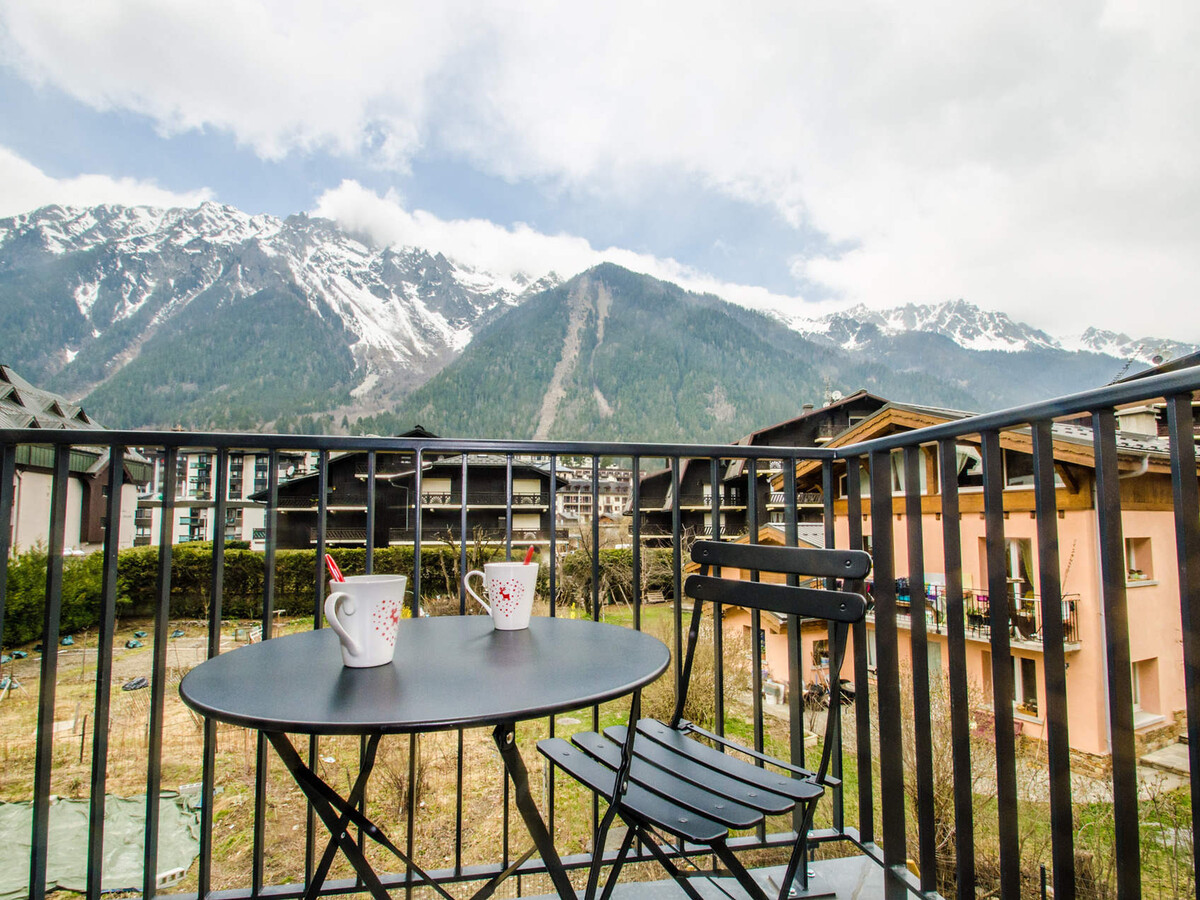 Appartement 38m² Chamonix, balcon vue Brévent - Photo 4