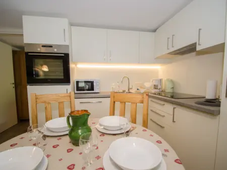 Appartement rénové 45m² vue Mont-Blanc, parking à Chamonix : photo 5
