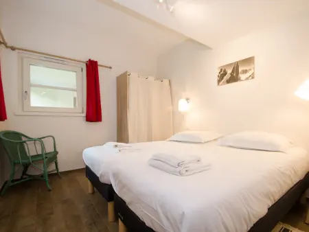 Appartement rénové 45m² vue Mont-Blanc, parking à Chamonix : photo 7