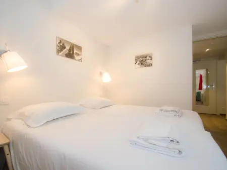 Appartement rénové 45m² vue Mont-Blanc, parking à Chamonix : photo 13