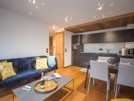 Appartement 35 m² avec balcon vue Brévent et parking à Chamonix : photo 2