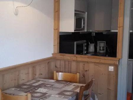 Appartement 4 pers. skis aux pieds, Les Menuires, balcon sud-ouest : photo 4