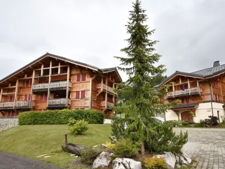 T4 87m² aux Gets, 8 pers, terrasse sud-ouest et parking : photo 12