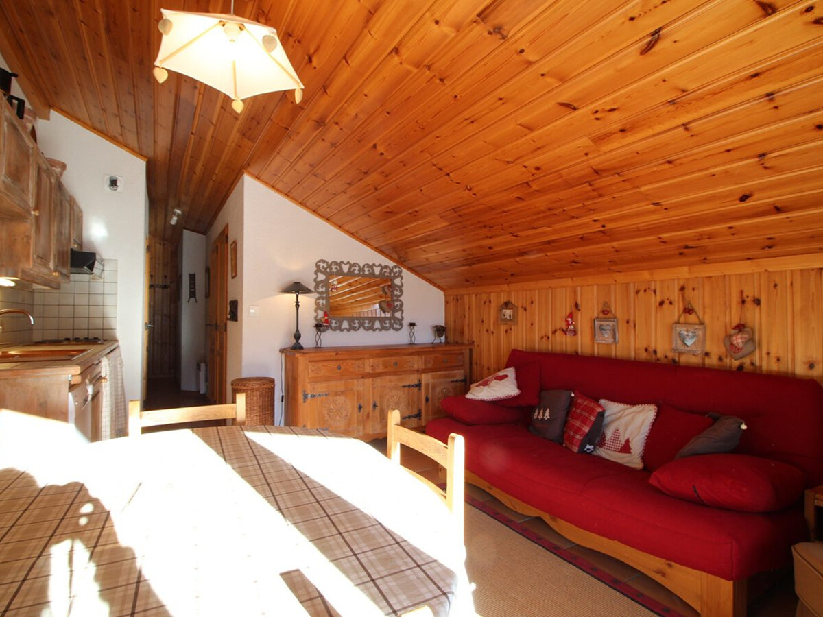 Appartement mansardé 6 pers, balcon sud-est, garage aux Carroz - Photo 3