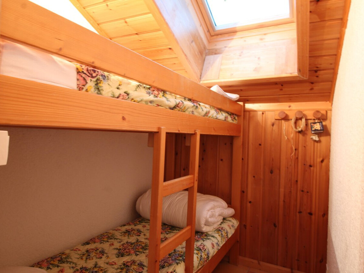 Appartement mansardé 6 pers, balcon sud-est, garage aux Carroz - Photo 6