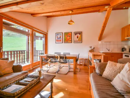 Location appartement à Morzine, Appartement cosy à 400m du centre, proche pistes, balcon, parking, 6 pers, linge inclus