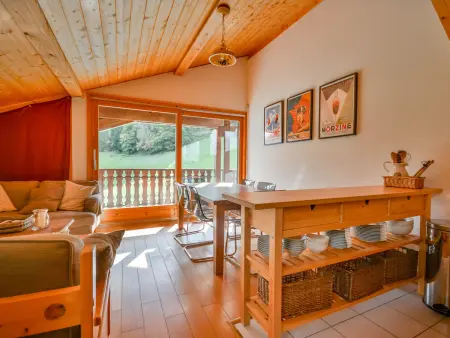 Appartement 6 pers au pied des pistes Pleney, balcon sud : photo 2