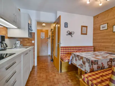 Studio 33 m² centre Morzine, balcon sud, parking couvert : photo 4