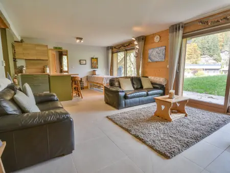 Location appartement à Morzine, Appartement T3 à Morzine avec Jacuzzi Privatif, Proche Navettes, 8 Pers.