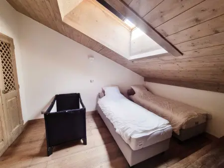 Duplex 8 pers, piscine et parking, vue Beaufortain : photo 9