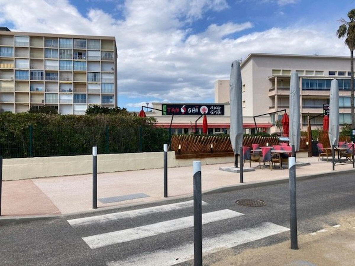 T2 climatisé au Lavandou, à deux pas de la plage - Photo 8