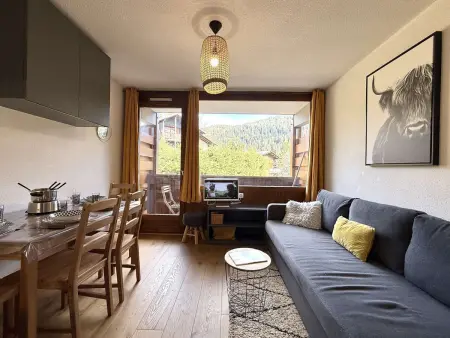 Location appartement à Crest Voland, Charmant studio à Crest-Voland, 4 pers., proche pistes, balcon, parking privé