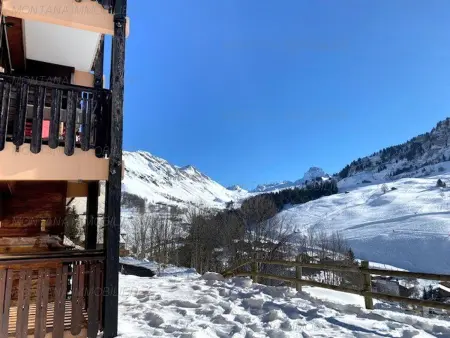 Studio 23m² vue pistes du Chinaillon, balcon sud-est : photo 12