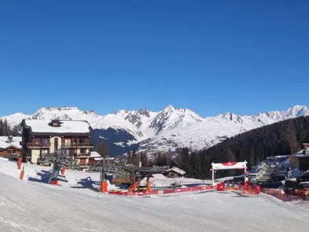 Duplex 6 pers rénové, balcon sud-est, La Plagne 1800 : photo 14