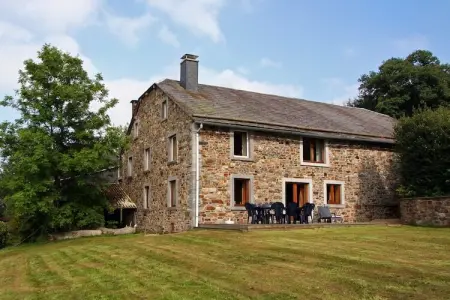 Clos Simon d'Exbomont – Gîte XVIIIe siècle, 9 personnes : photo 7
