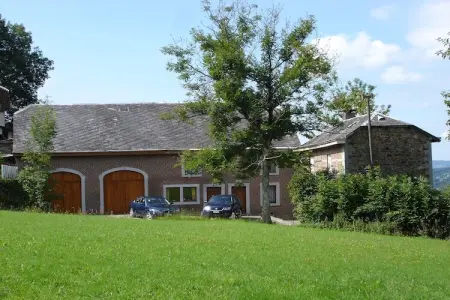 Clos Simon d'Exbomont – Gîte XVIIIe siècle, 9 personnes : photo 9