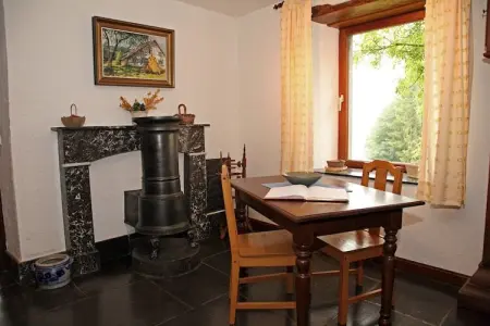 Clos Simon d'Exbomont – Gîte XVIIIe siècle, 9 personnes : photo 10