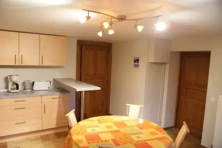Clos Simon d'Exbomont – Gîte XVIIIe siècle, 9 personnes : photo 16