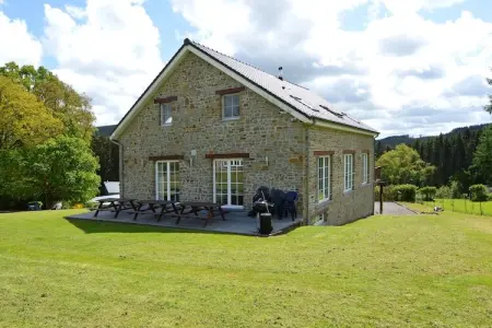 Maison 20 personnes à Trou de bra : vue nature et terrasse : photo 3