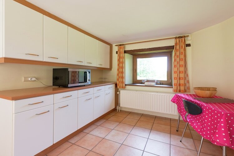Gîte Jevigné : 5 chambres, forêt ardennaise, 8 km des pistes - Photo 4