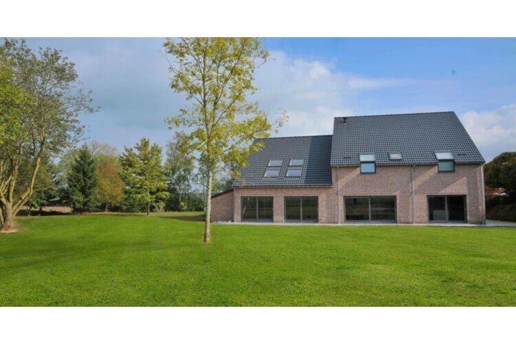 Maison 12 personnes avec sauna infrarouge à Somme Leuze - Photo 1